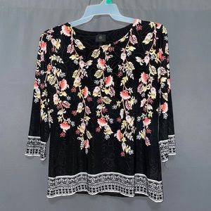 Large 3/4 sleeve JM Collection blouse